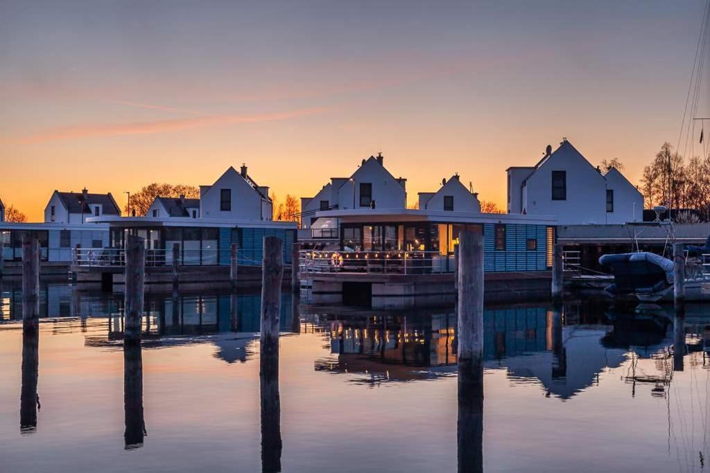 Floatinghouses Peenemuende Exteriör bild